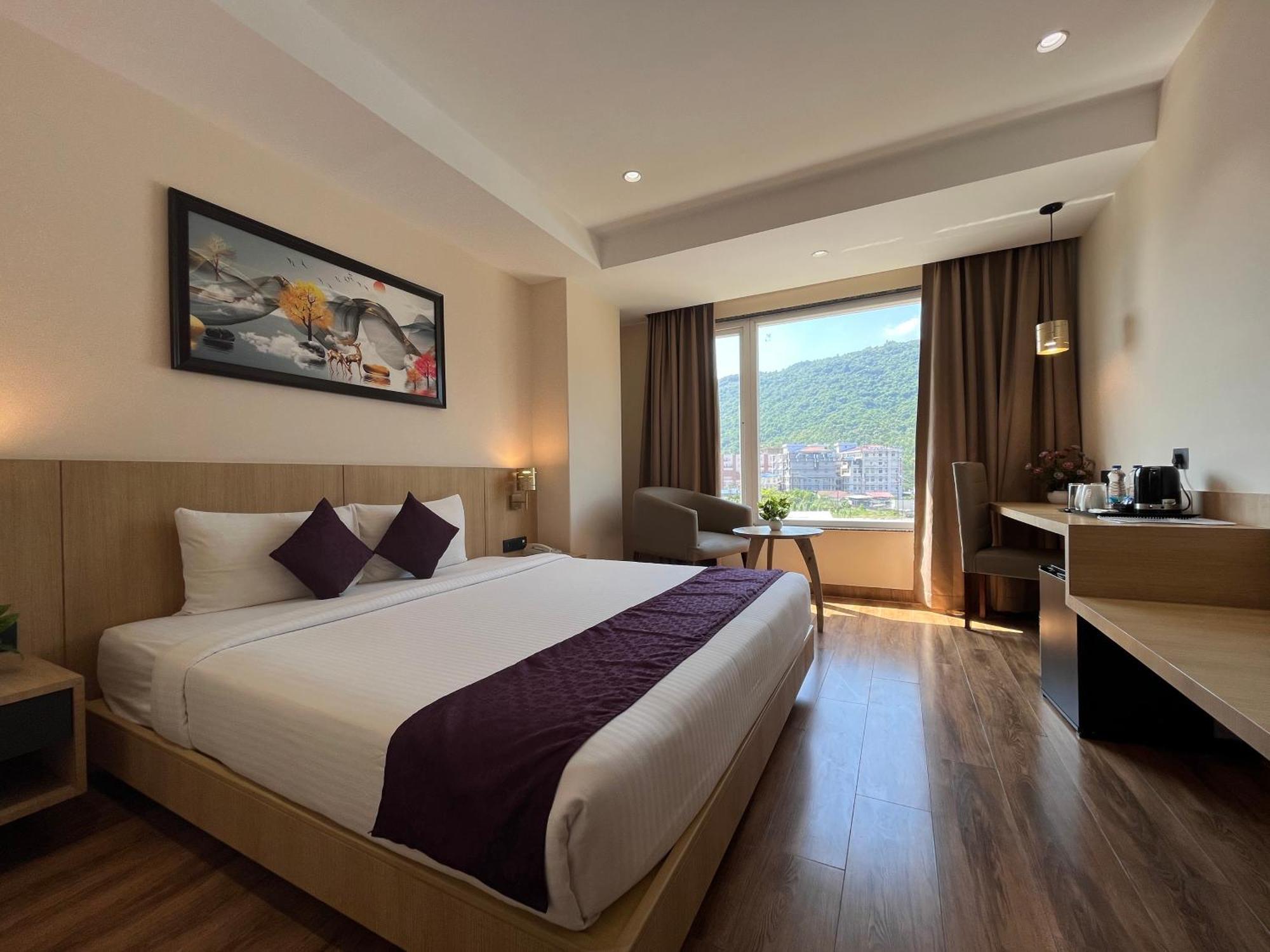 Sachika Hotels, Гувахати Екстериор снимка